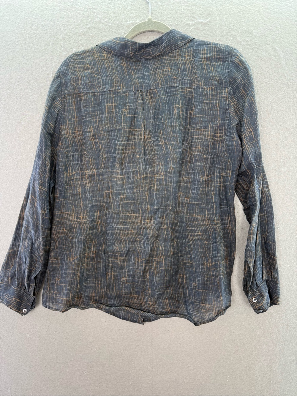 Eileen Fisher - women’s Sheer silk cotton Abstract print button down shirt top S - Picture 5 of 5